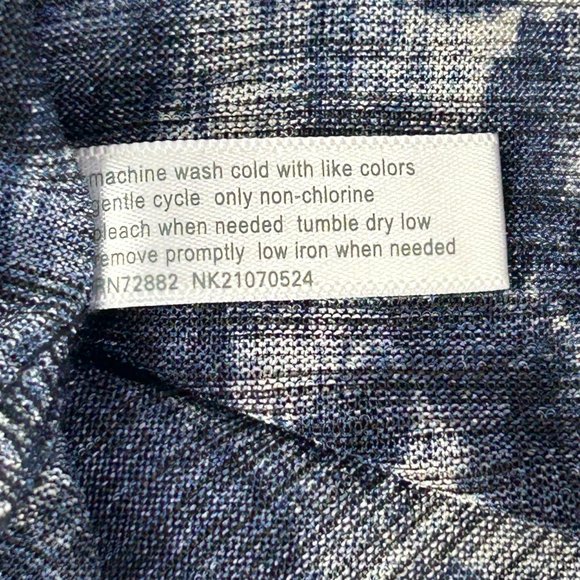 Fashion Bug Blouse Women Medium Sheer Tunic Top Blue Scoop Neck Lightweight - Picture 15 of 15